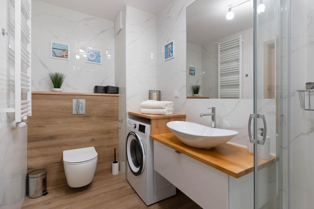 Ina Rent - Przystan Letnica Apartament *