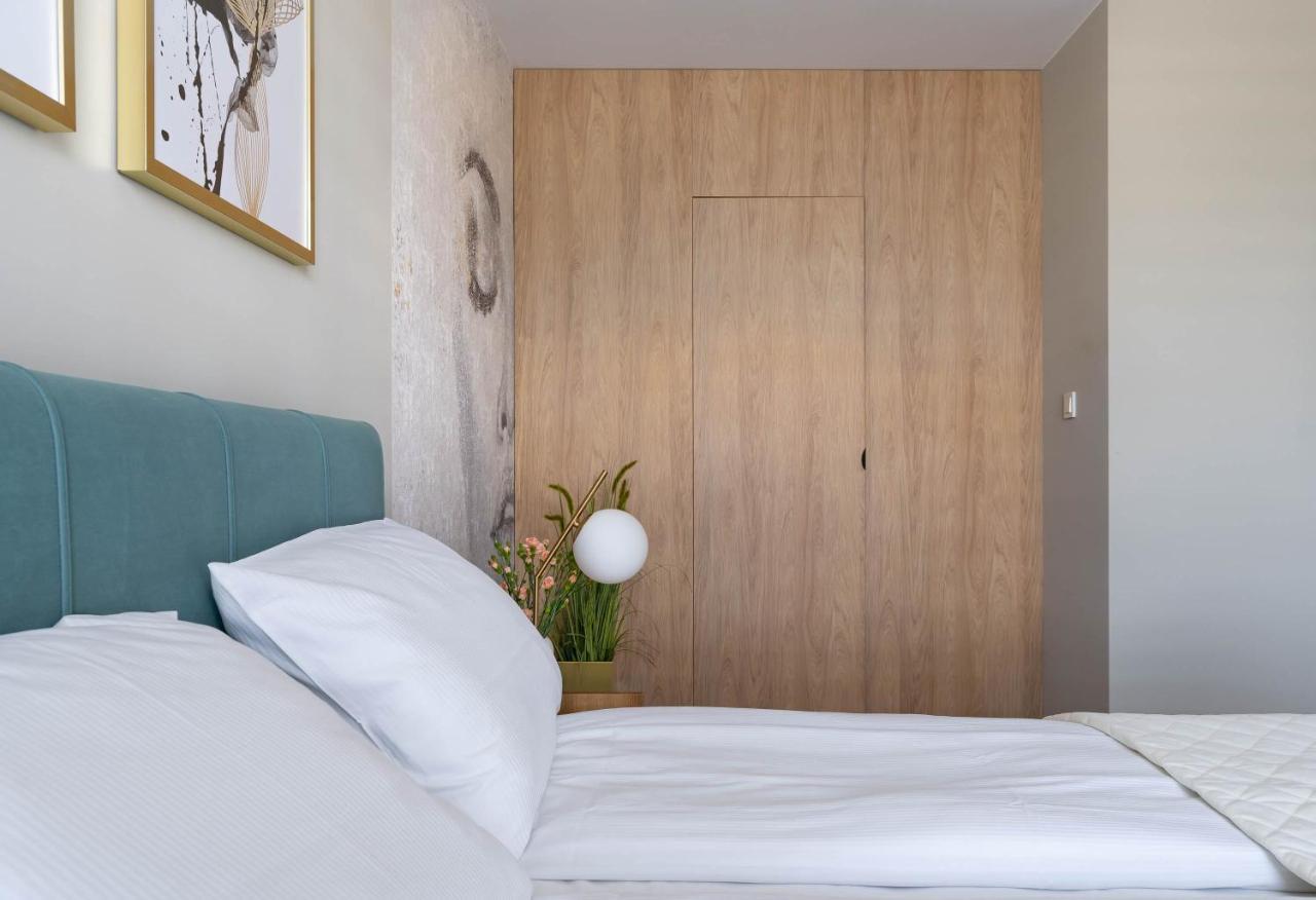 Ina Rent - Przystan Letnica Gdańsk